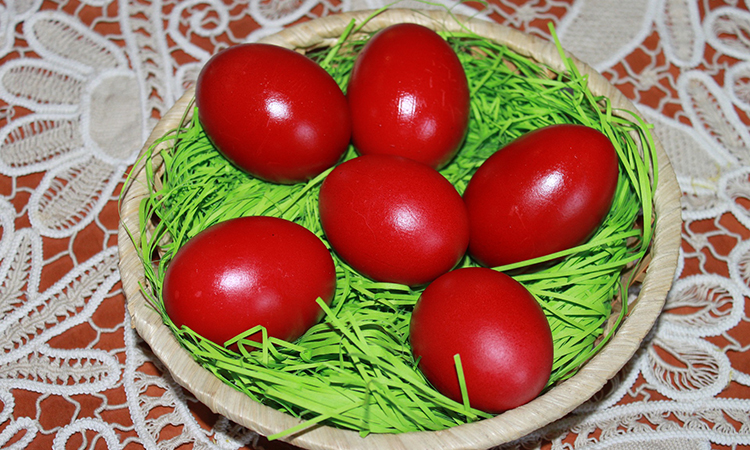 Red Eggs Dye –Holy Thursday Easter Tradition