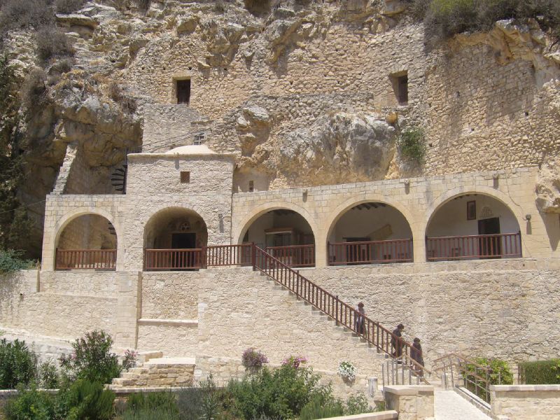 agios Neophytos