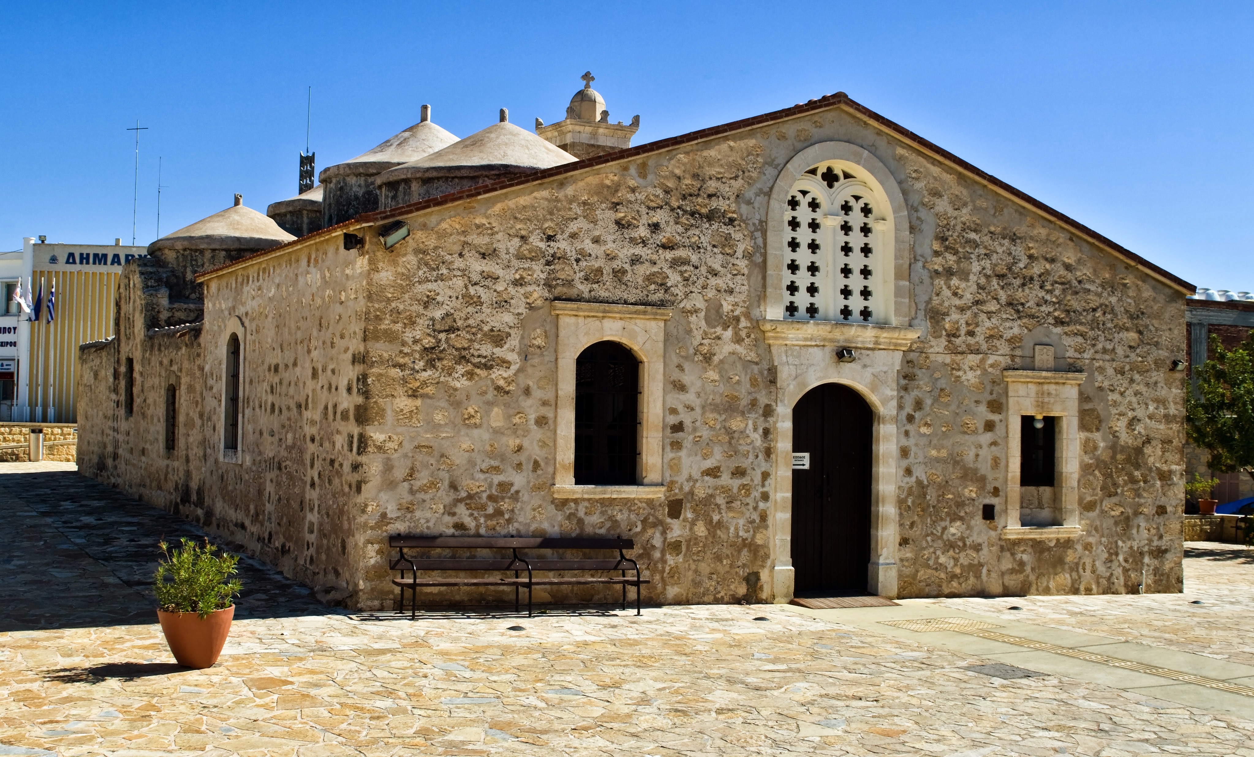 Church_Agia_Paraskevi_Geroskipou_Cyprus